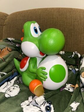 Yoshi popcorn bucket